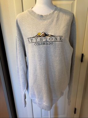 Embroidered Crewneck Sweater - Light Gray